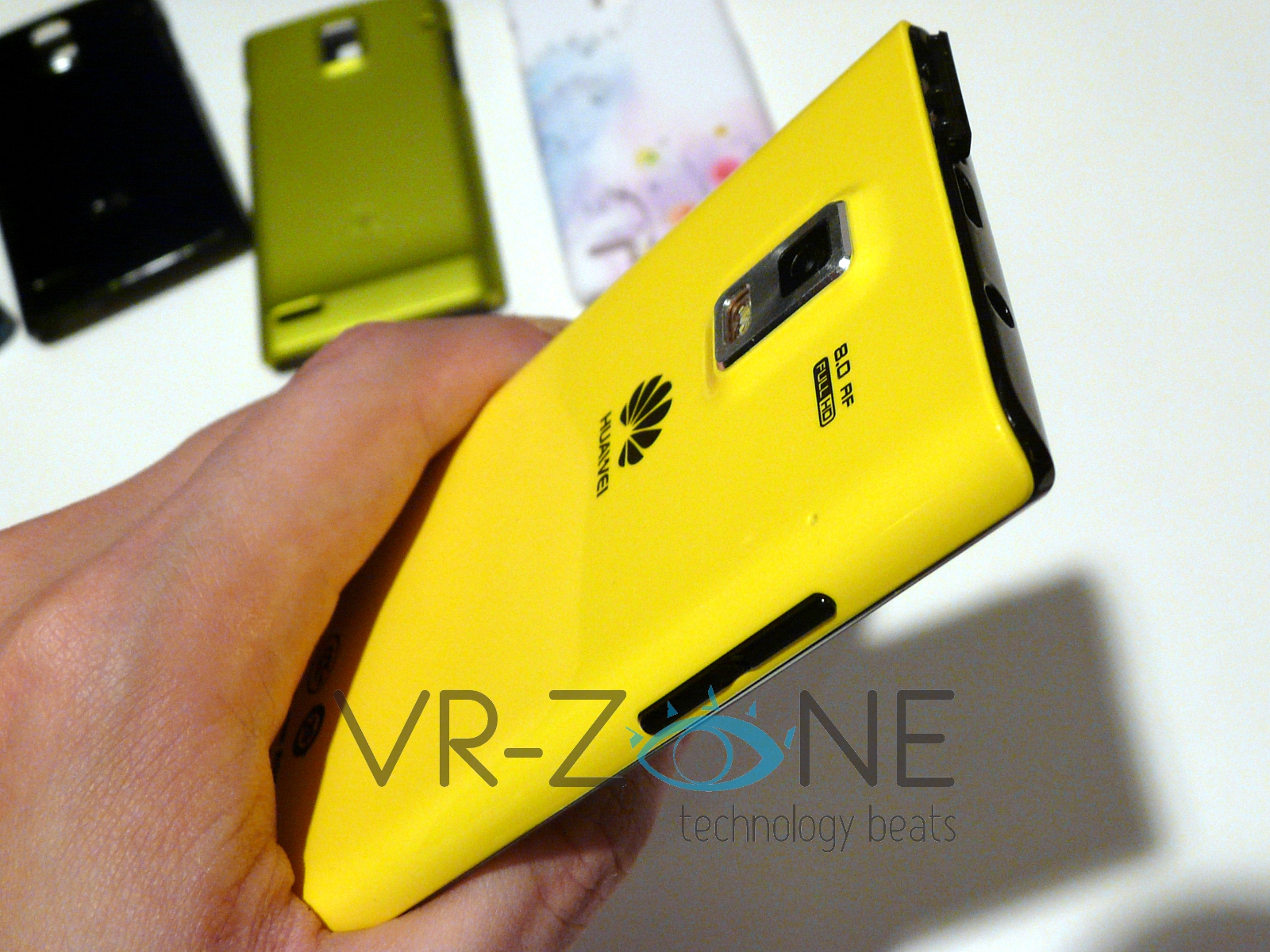 Ascend P1